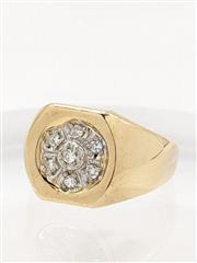 14K 6.8g Yellow Gold Gents Diamond Star Burst Cluster Dome Ring Size-7